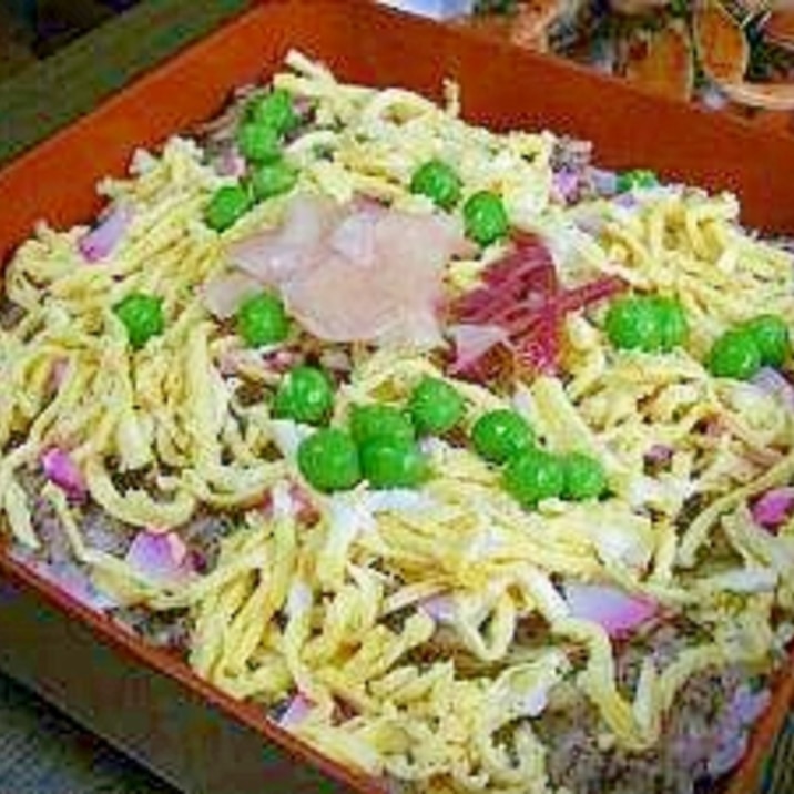 鯖缶で作ったそぼろで!丹後名物“バラ寿司”!!!